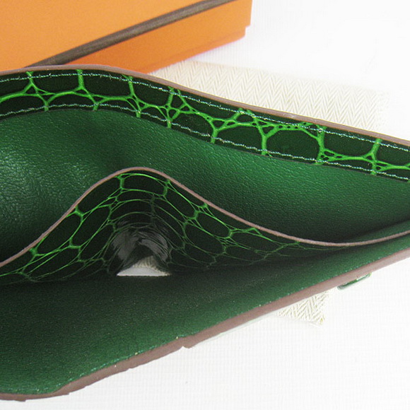 Cheap Replica Hermes Green Crocodile Veins Bi-Fold Wallet H014